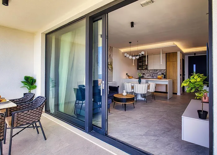 La Dolce 1 Aparthotel 5*