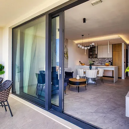 La Dolce 1 Apartmanhotel *