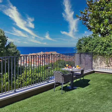 La Dolce 1 Aparthotel